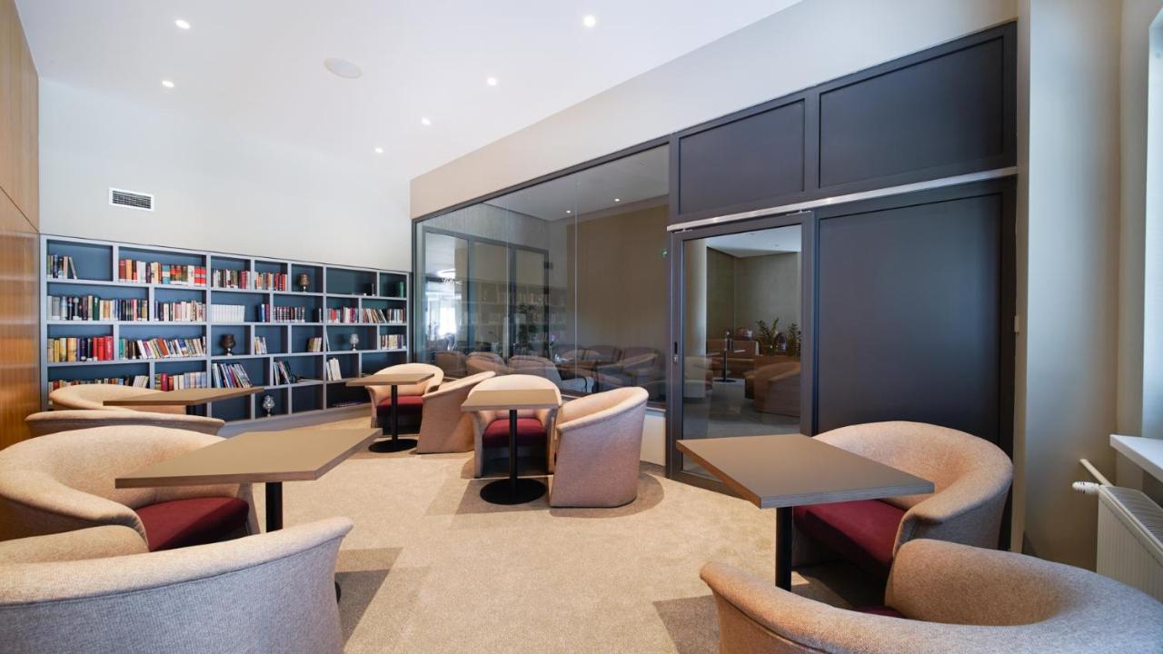 Maj Hotel Medical Wellness Piest'any Buitenkant foto