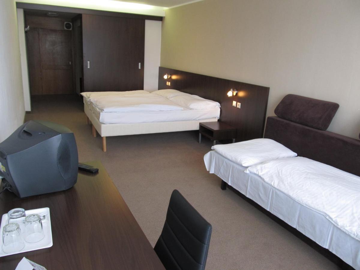 Maj Hotel Medical Wellness Piest'any Kamer foto